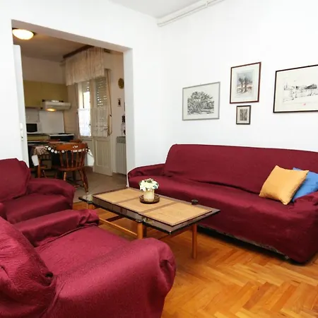 With A Parking Space - 5852 Apartamento Zadar