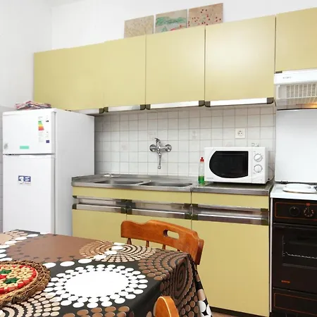 With A Parking Space - 5852 Appartement *