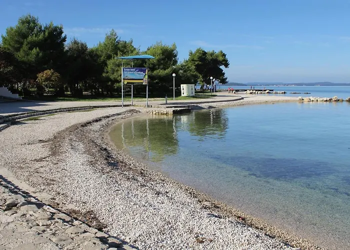 With A Parking Space - 5852 * זאדאר